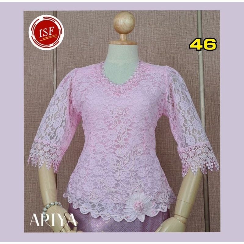 Arya Vasutron bahan Brokat