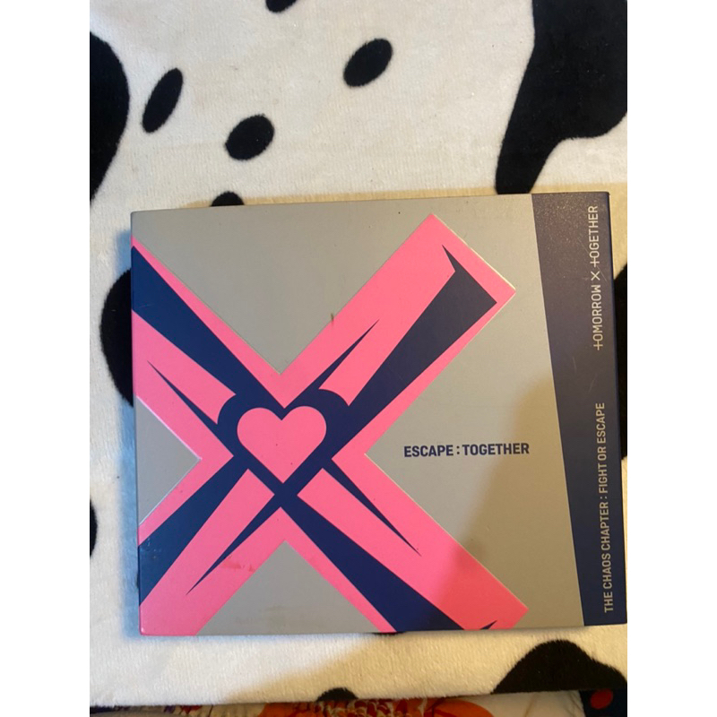 ALBUM JEWEL CASE TXT