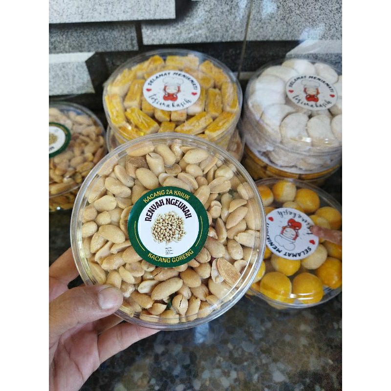 

Kacang Goreng Bawang 250gram