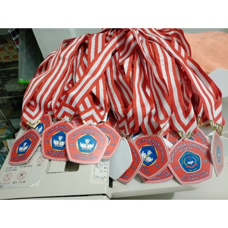 

Medali Akrilik Custom 6,5 cm