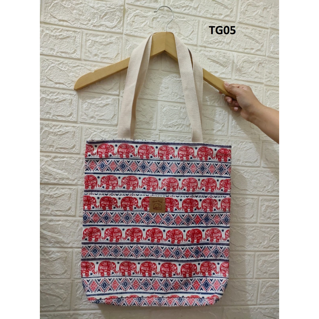 TOTE ZIPER BKK MOTIF GAJAH