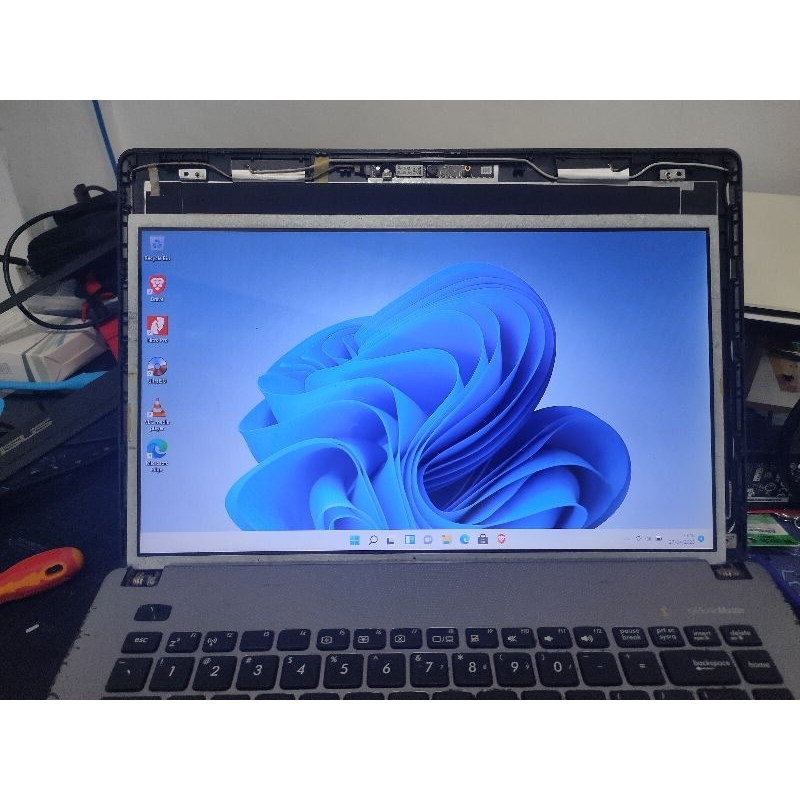 LCD Laptop 14 inchi 40 pin - Tebal