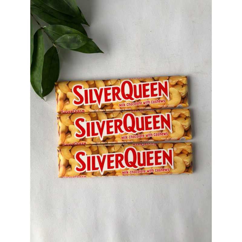 

Silverqueen cashew / coklat silverqueen mede / coklat silverqueen
