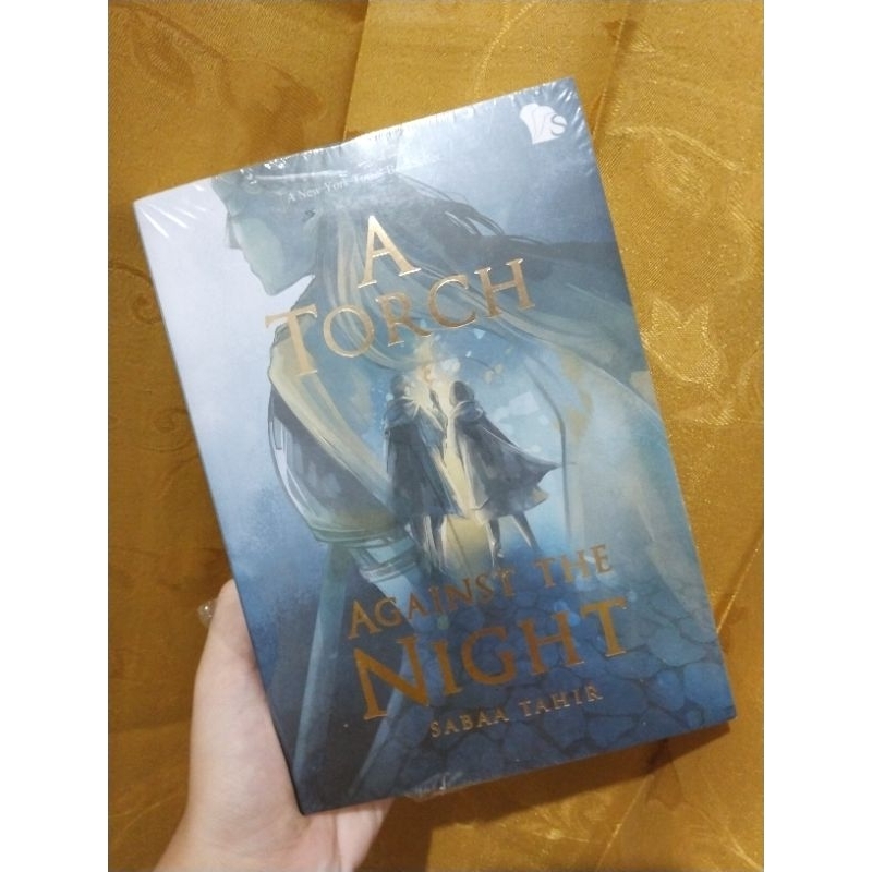 

Buku A TORCH AGAINST THE NIGHT - SABAA TAHIR