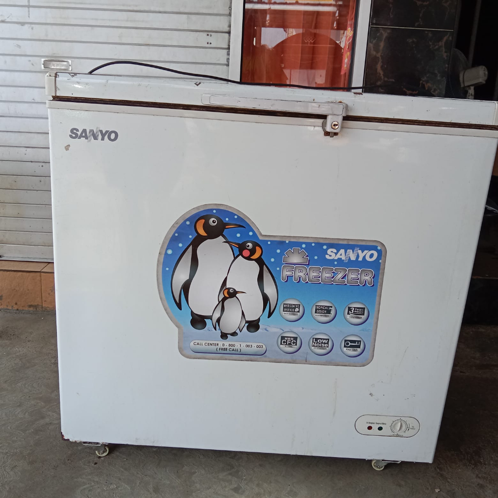 Freezer Sanyo 240W C24K 240LITER Freser Kulkas Pendingin Frizer Chest BEKAS SEMARANG