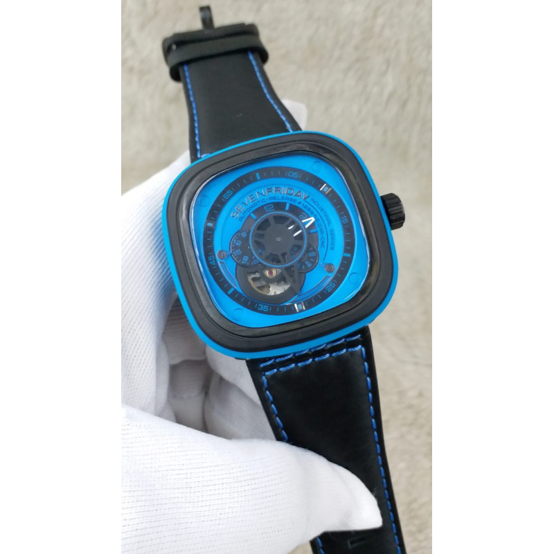 Jam Tangan Seven Friday