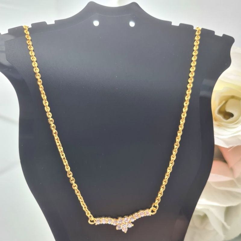 Kalung Rantai V Bunga Anak Emas Muda 3 Gram