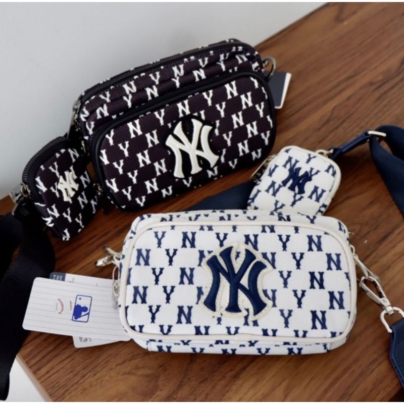 MLB NY Yankees Monogram Jacquard M Cross Bag In Black - ORIGINAL 100%