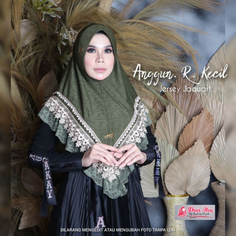 KHIMAR ANGGUN RENDA PRADA SENADA ORI DOA IBU