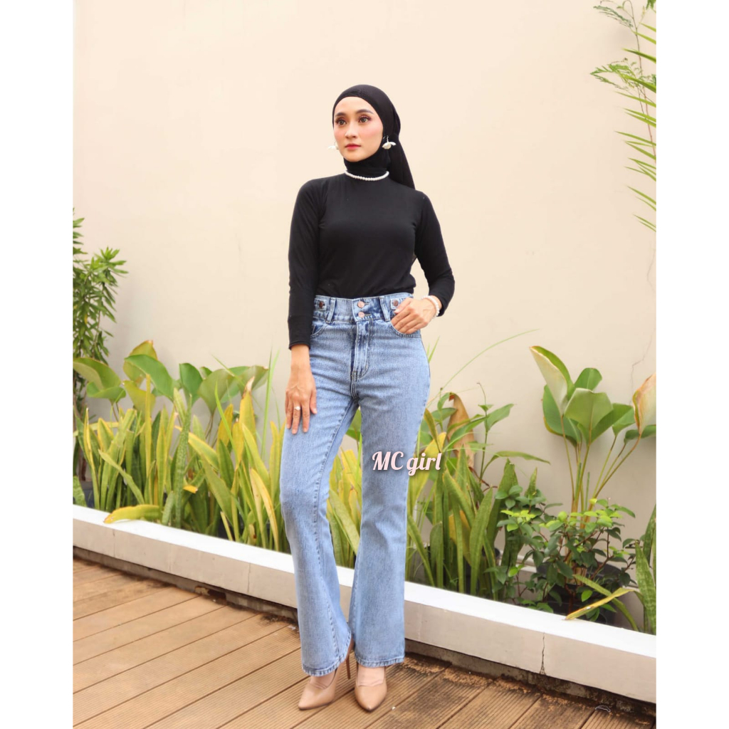 ( Size 27 - 30 ) MC girl - Celana Jeans Cutbray Highwaist Kancing 2 Warna Snow Wanita / High Waist Cutblay Kancing 2 / Celana Denim Pinggang Tinggi Kaki Lebar Cewek / Kaki Besar / Kaki Gede