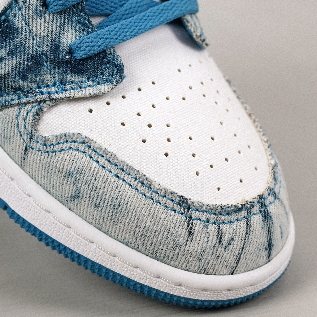 Air Jordan 1 Low SE Washed Denim GS