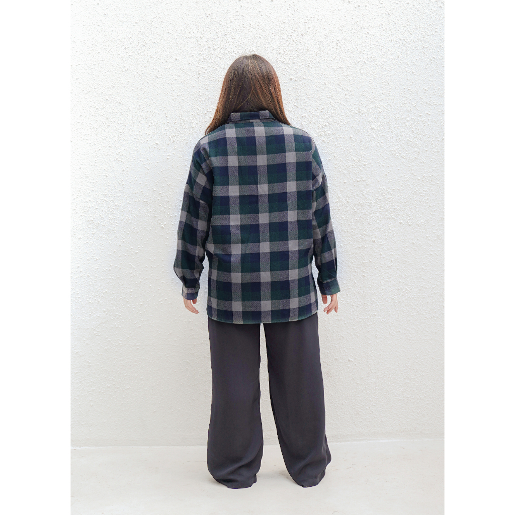 Ixora Kiera Oversized Shirt - Kemeja Flannel Wanita Oversize Flanel Kotak Checkered