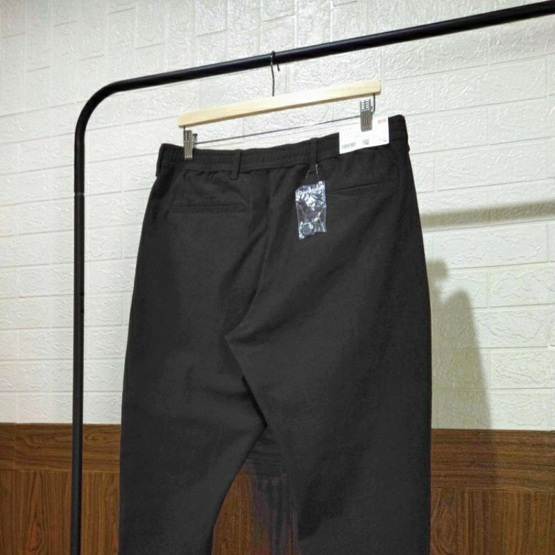 Uniqlo Canvas Jogger Pants