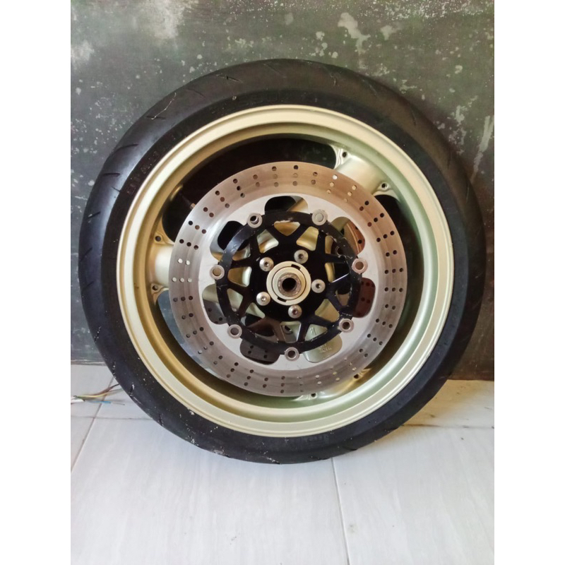 velg limbah moge kawasaki ZRR 1000