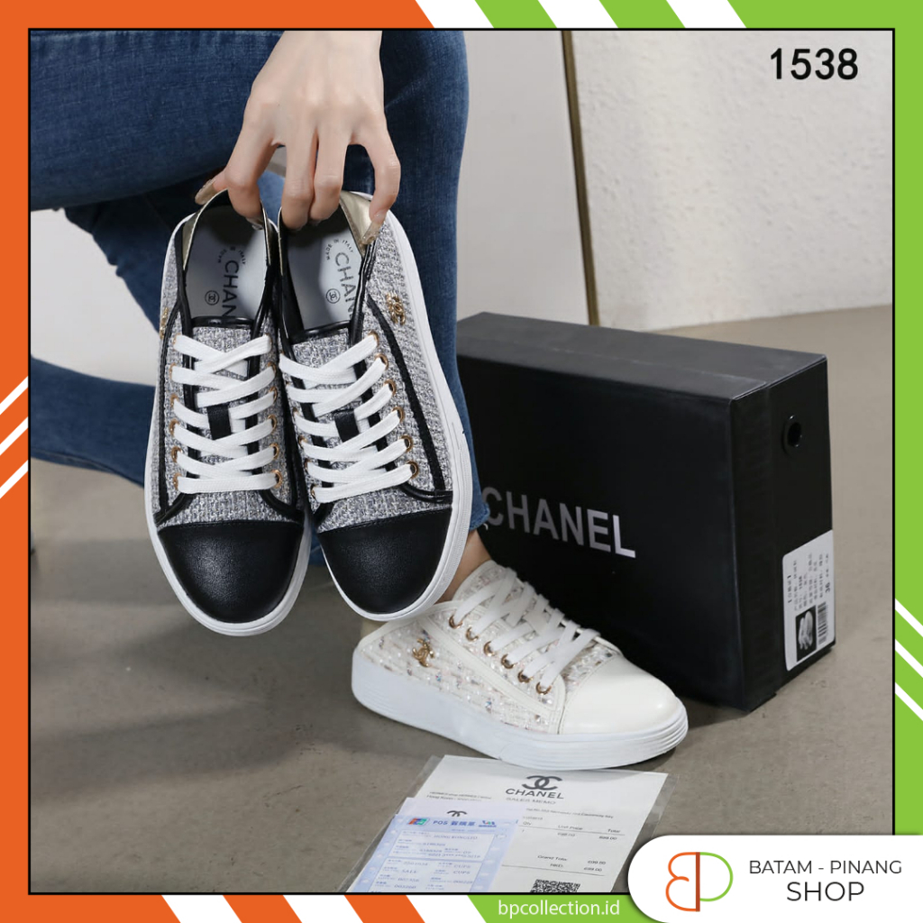 Sepatu Ch@n3l Women's Two In One Foldable Back Sneakers Shoes #1538 BP