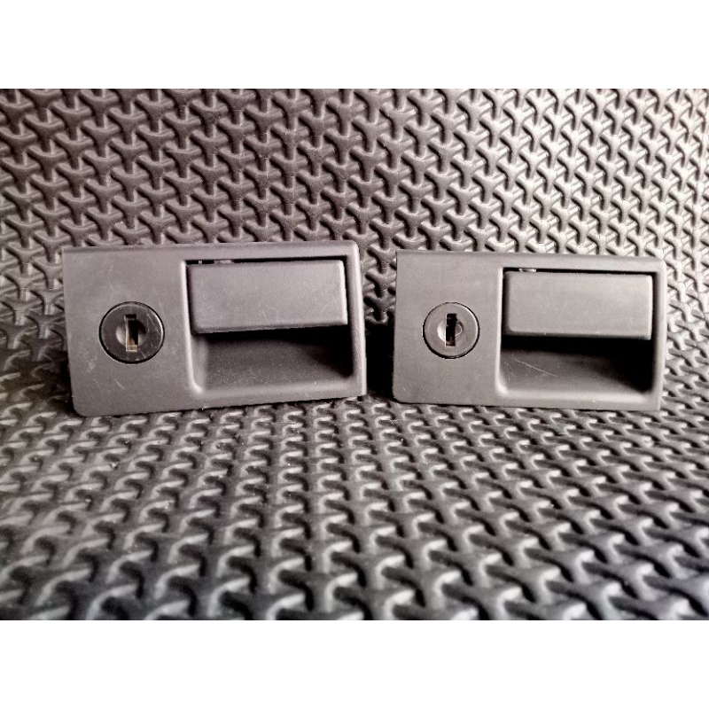 panel kunci pintu laci Mercedes Benz mercy w124 original