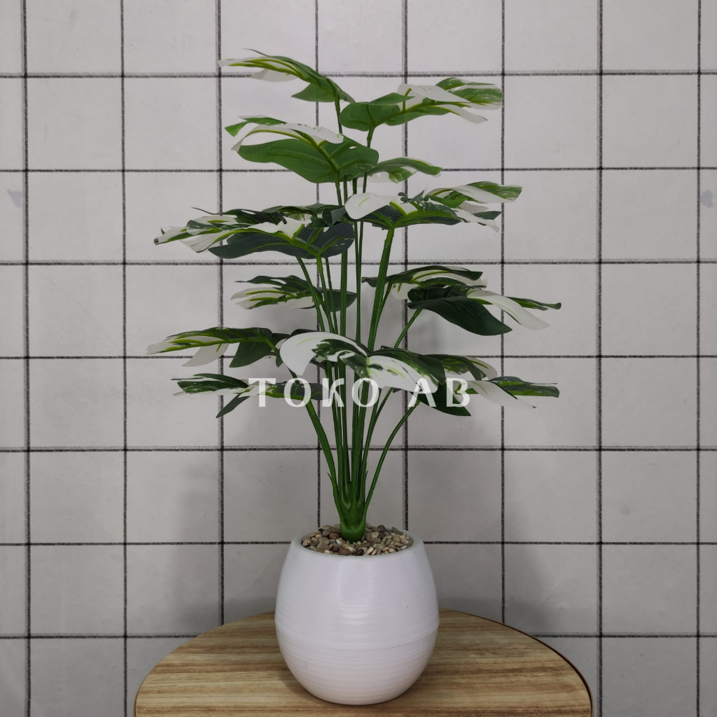 B8123 BUNGA PLASTIK MONSTERA VARIEGATA KECIL D18T48 TANAMAN ARTIFICIAL DEKORASI RUMAH DAUN MONSTERA VARIGATA