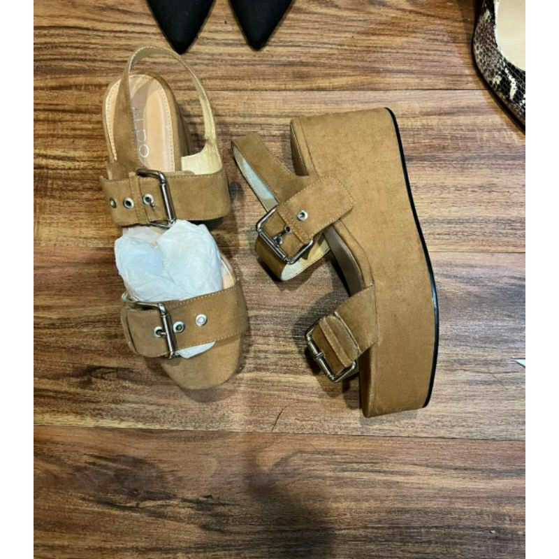 PL WEDGES ALDO SIZE 40