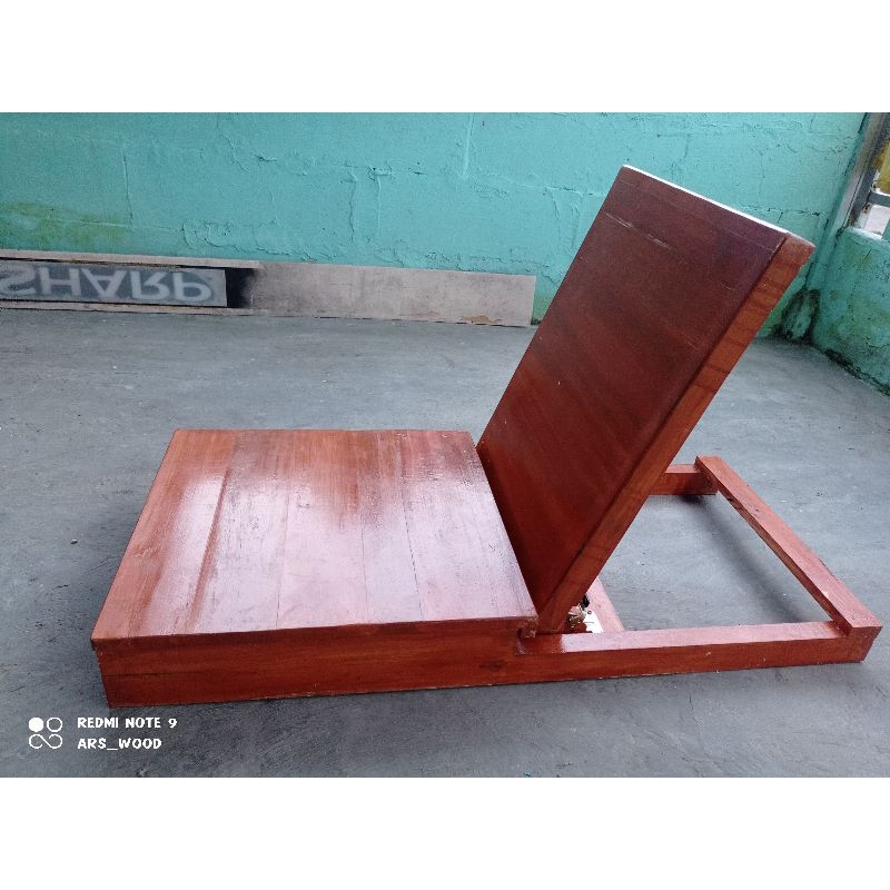 Kursi Kayu Lesehan
