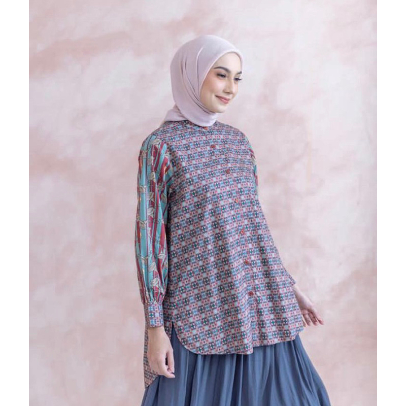 SAADIA BLOUSE HEAVENLIGHTS