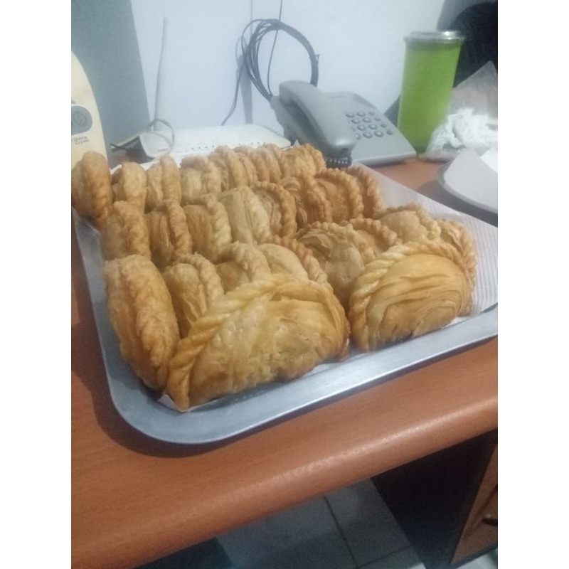 

pastel nendang rasa rendang ayam