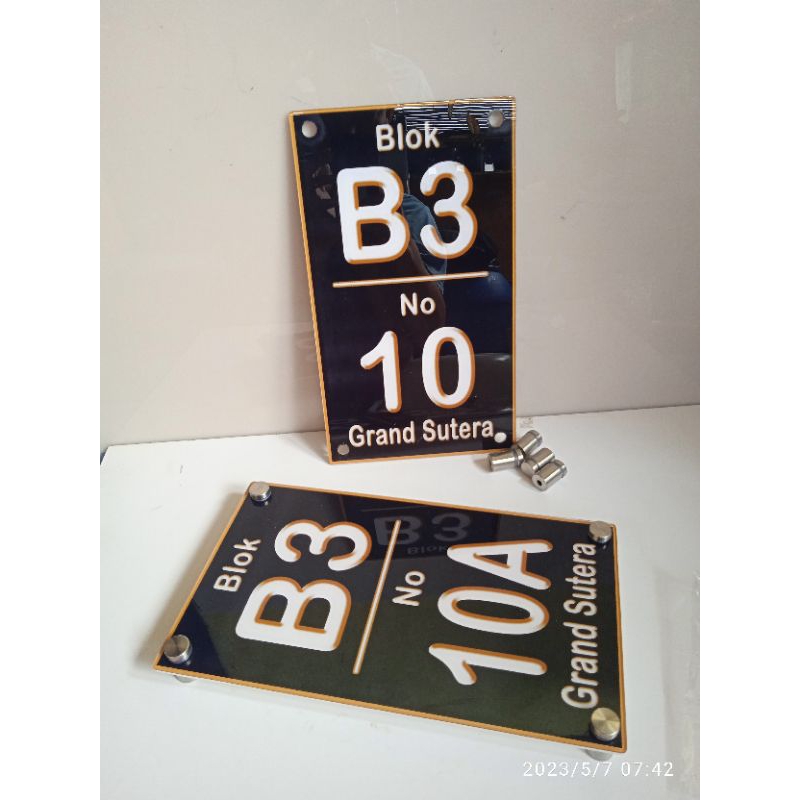 Papan Rumah dari Acrilyc Unik dan Lucu plat nomer rumah akrilik Dekorasi rumah nomor rumah