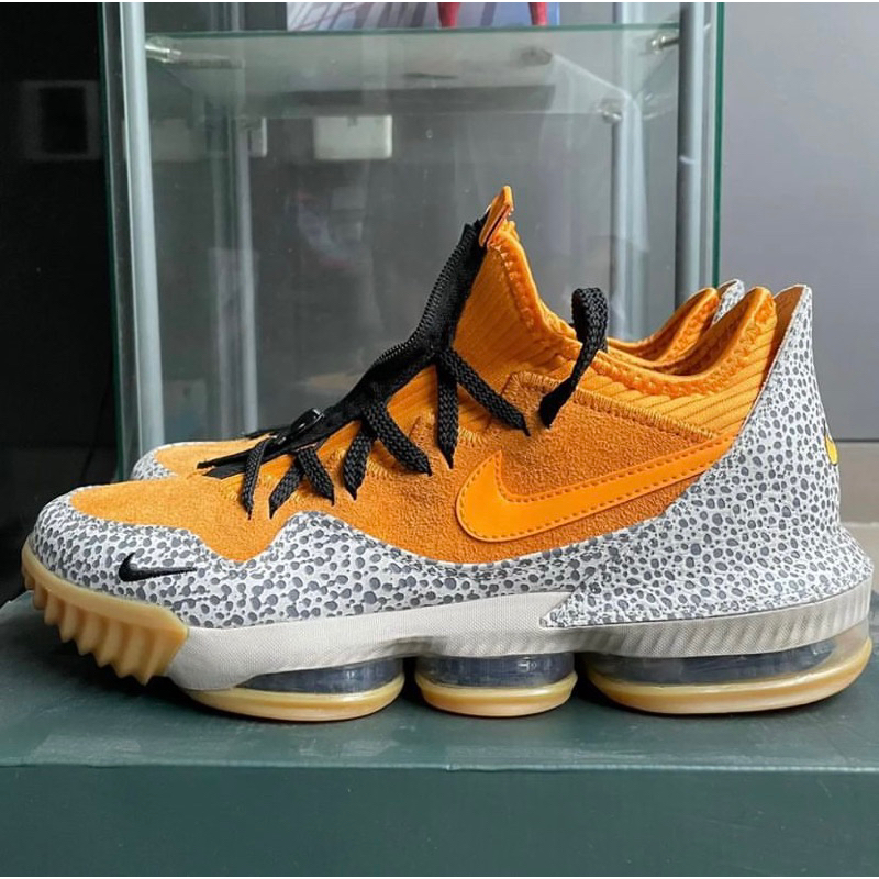 Harga cheap lebron 16