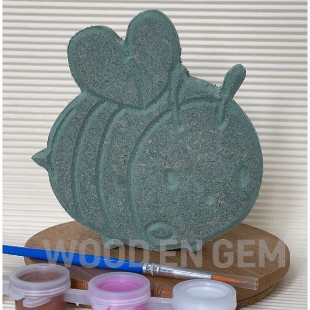 

DIY Wood Character Painting Kit Melukis Kayu Karakter Mainan Anak Hampers Lucu Souvenir Bee Binatang