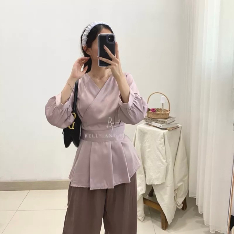 ADELIA BLOUSE SATIN - Cirebon Cloth | KIMONO BLOUSE SATIN