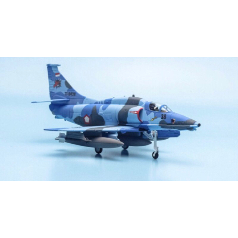 Diecast Pesawat Tempur TNI AU Douglas A-4 Skyhawk