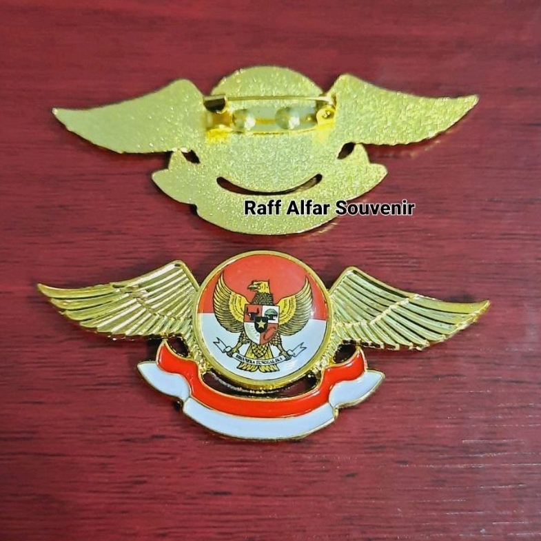 Pin garuda pancasila - Lencana garuda merah putih model wing