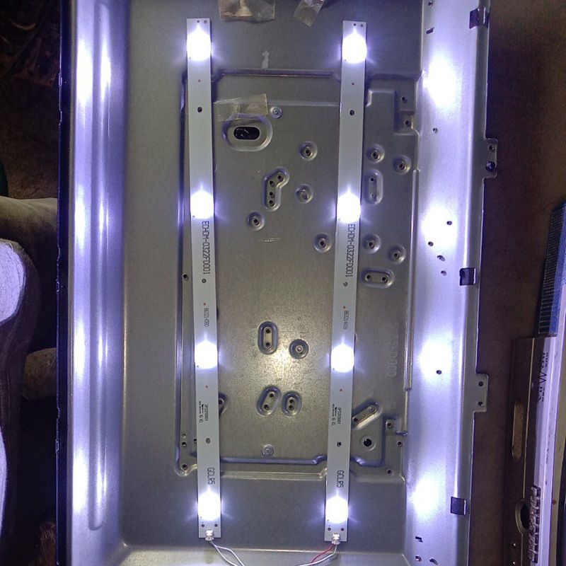 BL backlight panasonic TH 22D305G lampu backlight TV panasonic 22D305