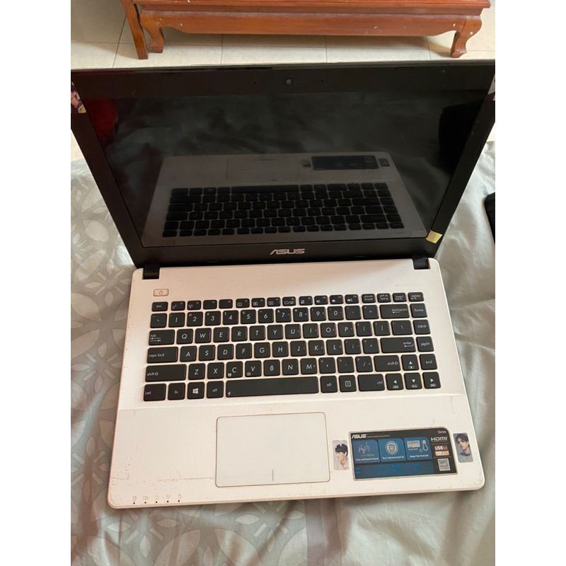 Laptop Asus 2013 / Laptop Asus a450c (Secondhand / Preloved / Bekas)