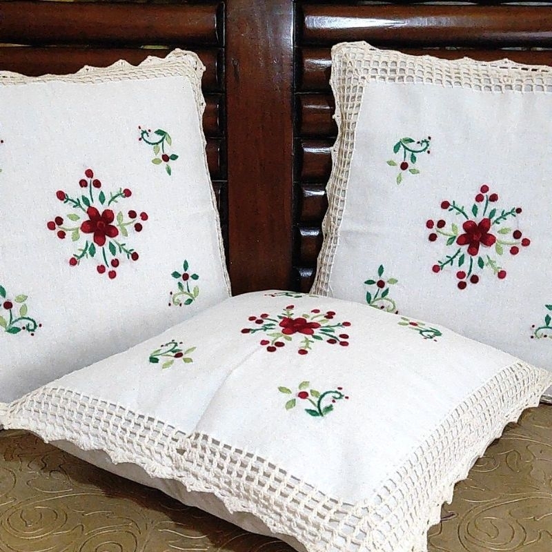 Sarung Bantal Kursi Rajut Set Taplak Meja/ Sarung Bantal Rajut Set / Sarung Bantal Kursi Sofa Rajut 
