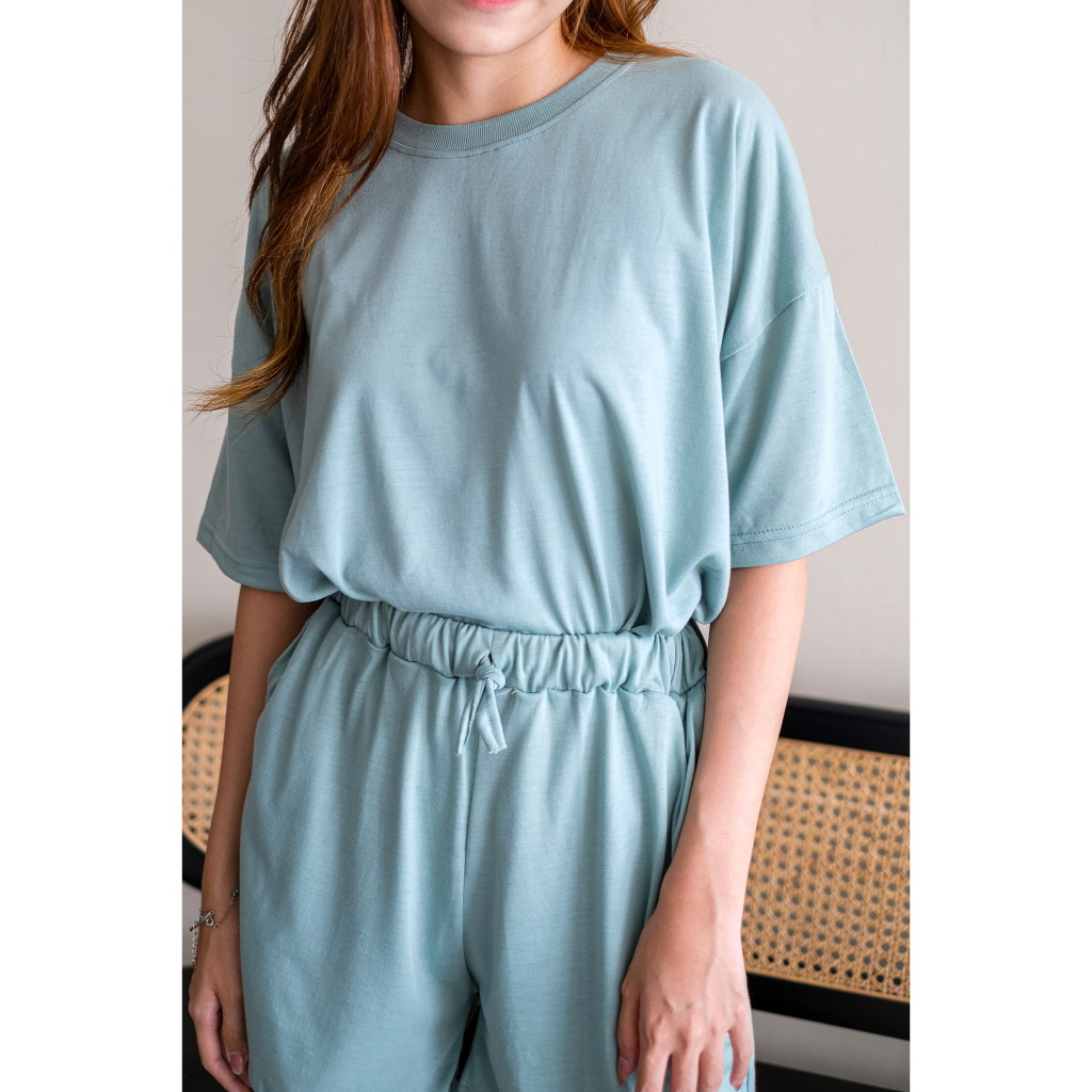 Coconuts - Voila Set Setelan Wanita Set Kaos Celana Pendek One Set Wanita Comfy Loungewear Lounge