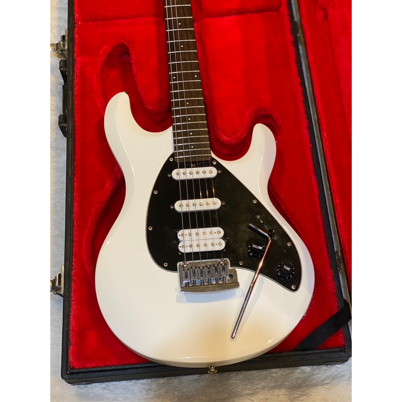 Sterling By Musicman  SUB Silo3 Series White