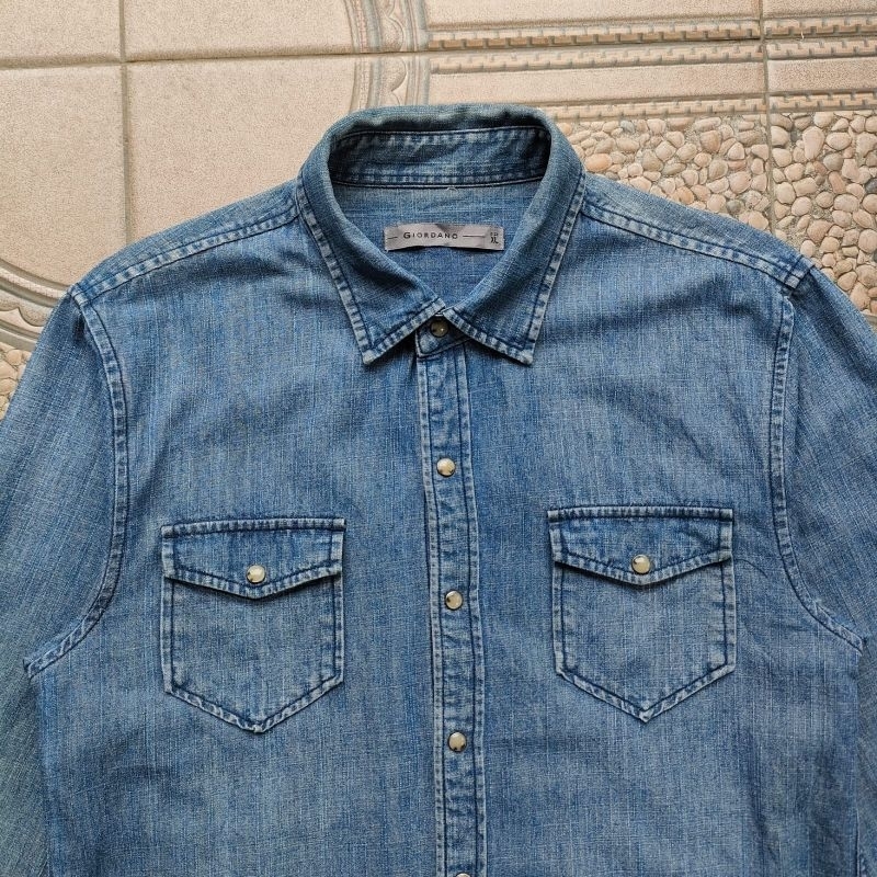kemeja jeans Giordano lengan panjang
