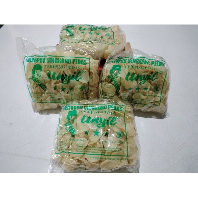 

kerupuk singkong pedas (ceriping singkong)
