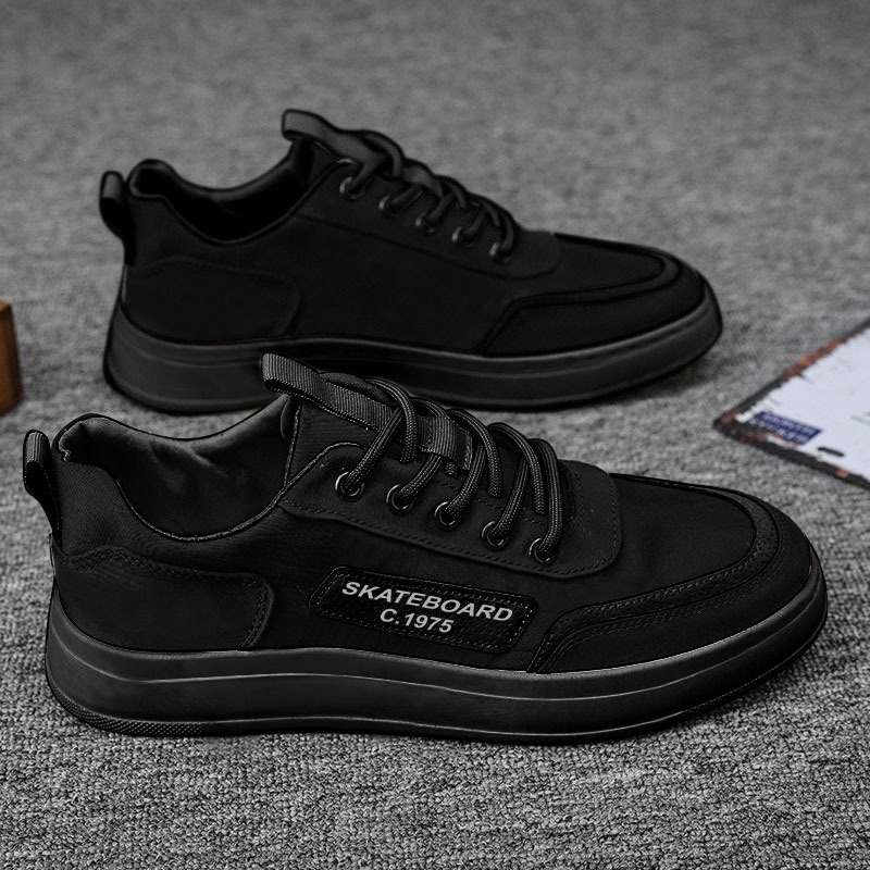 Sepatu Sneakers Hitam Polos Fullblack Sepatu Pria Sekolah