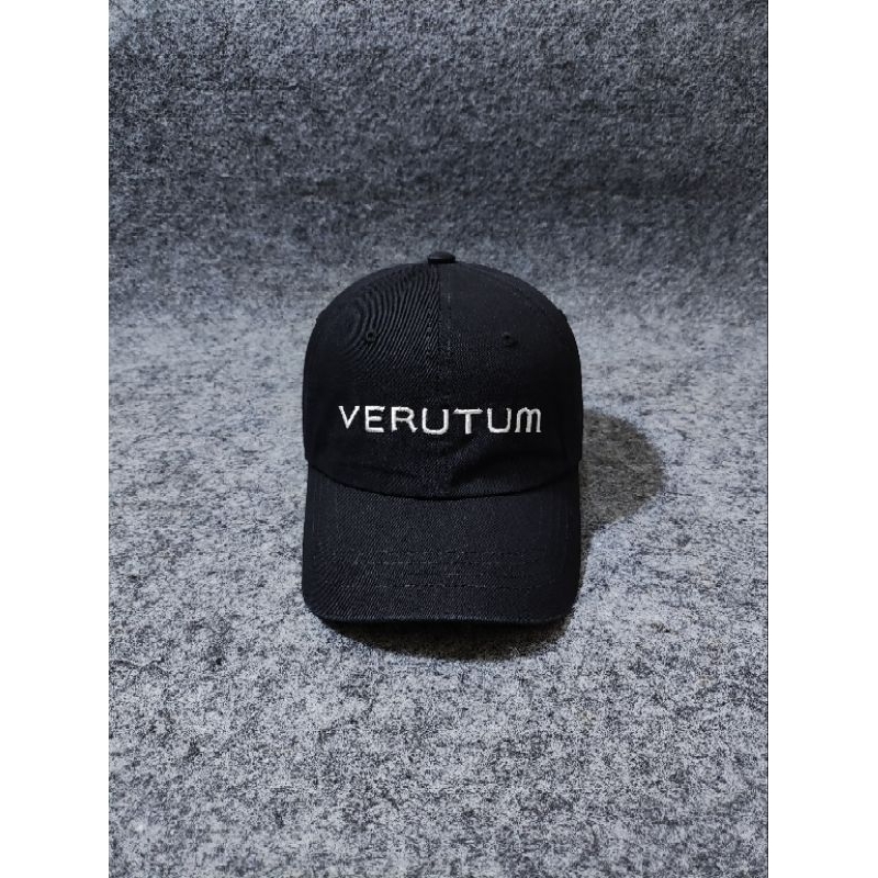 Topi Verutum