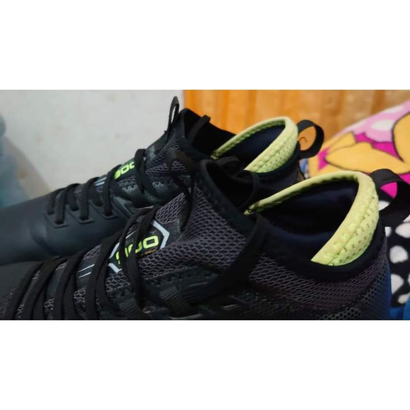 Sepatu Bola Kipsta Agility 900 FG Size 40