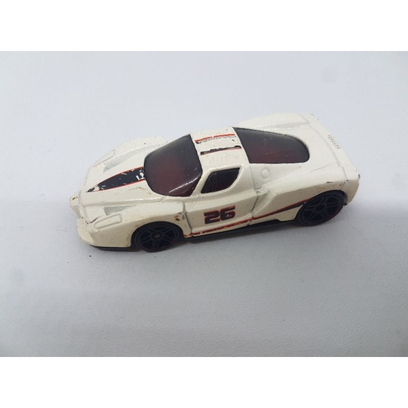 Hotwheels Enzo Ferrari Putih Langka