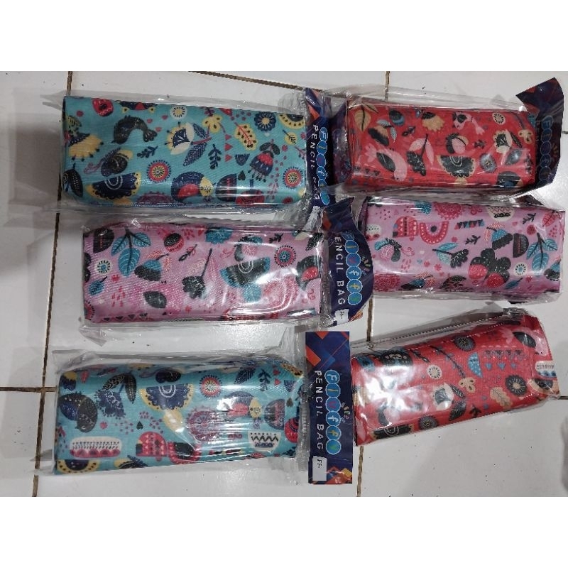 

tempat pensil bahan sleting f 200/tempat pensil bahan sleting/tempat pensil bahan motif/tempat pensil bahan