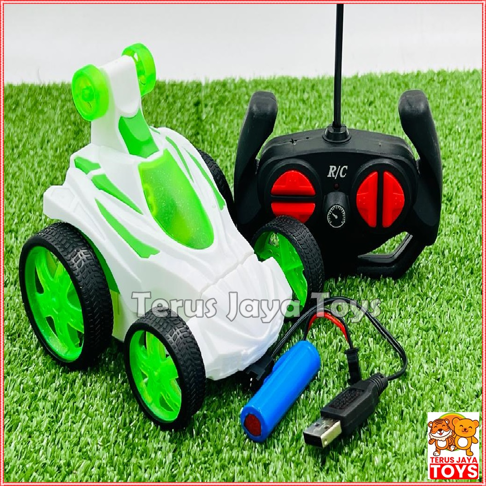 Mainan Mobil Remot Control stunt / Remote Kontrol Stunt car