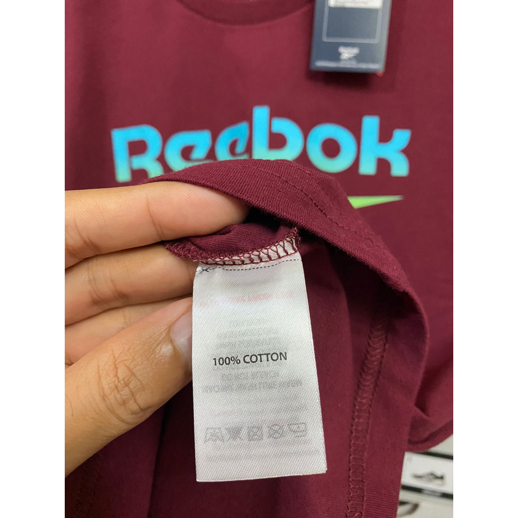 Reebok Basic Men Graphic Tee Maroon REEX2MT101MR Kaos Pria Original