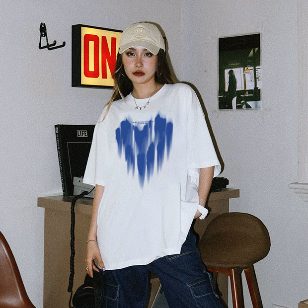 baju kaos korea wanita/kaos lengan pendek blue heart motif graffiti printed t-shirt import kaos basic/baju oversize kekinian kaos hitam