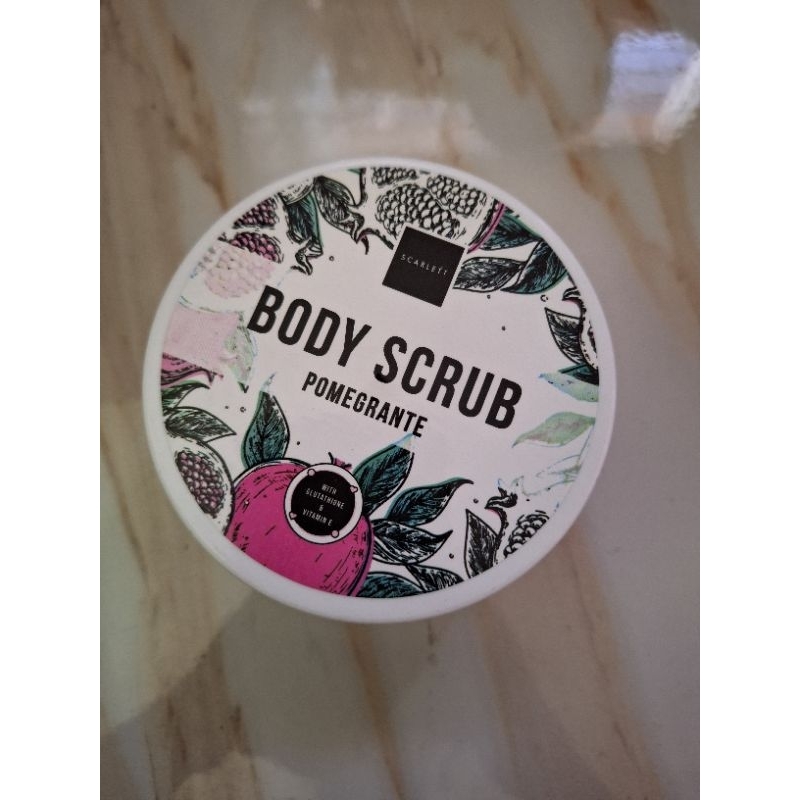 scarlett body scrub pomegranate
