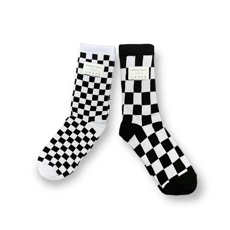 KAOS KAKI MOTIF CHECKERBOARD UNISEX - RUWANG BASIC