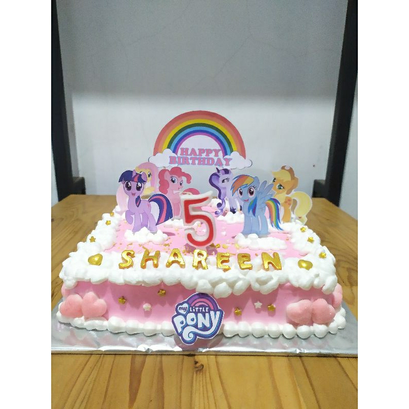 

Toppers Cake Kuda Poni