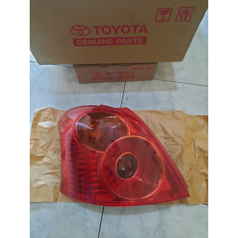 stoplamp / lampu belakang toyota yaris bakpao 2012 2013 original